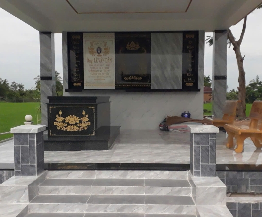 Mẫu nhà mồ hoa cương đẹp tại Gò Công